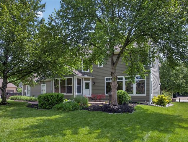 14124 Eby Street, Overland Park, KS 66221