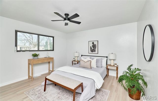 2555 Guildford Drive, Florissant, MO 63033