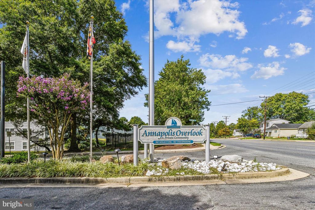 Image 28 of property listing at 10-G SANDSTONE CT, Annapolis, MD 21403