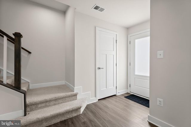322 HERITAGE ST, Baltimore, MD 21220