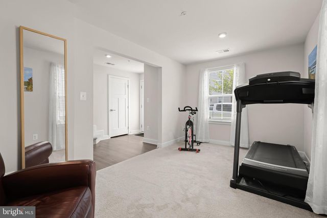 322 HERITAGE ST, Baltimore, MD 21220