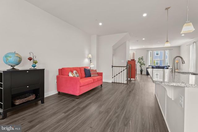 322 HERITAGE ST, Baltimore, MD 21220