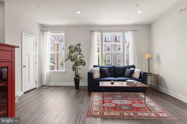 322 HERITAGE ST, Baltimore, MD 21220