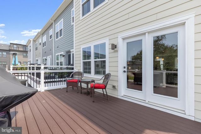 322 HERITAGE ST, Baltimore, MD 21220
