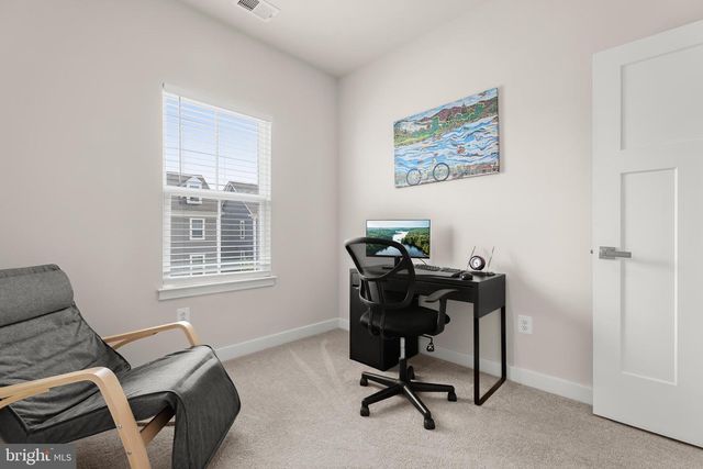 322 HERITAGE ST, Baltimore, MD 21220