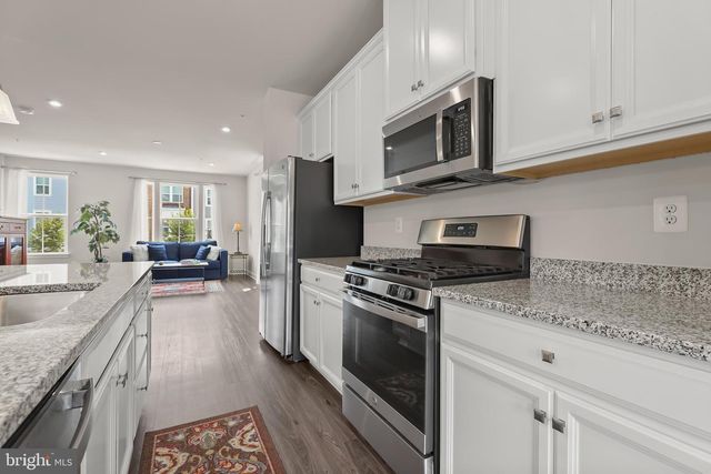 322 HERITAGE ST, Baltimore, MD 21220
