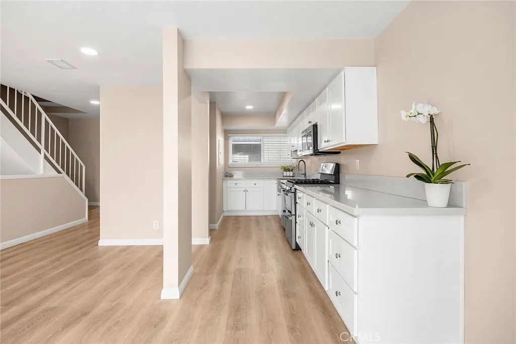 1115 Rosecrans, Fullerton, CA 92833