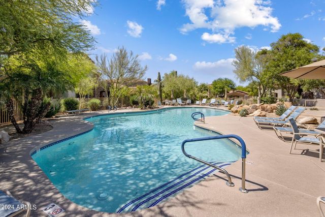 19550 N GRAYHAWK Drive 1084, Scottsdale, AZ 85255