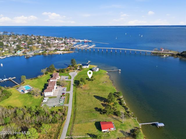 8052 Treasure Drive, Oriental, NC 28571