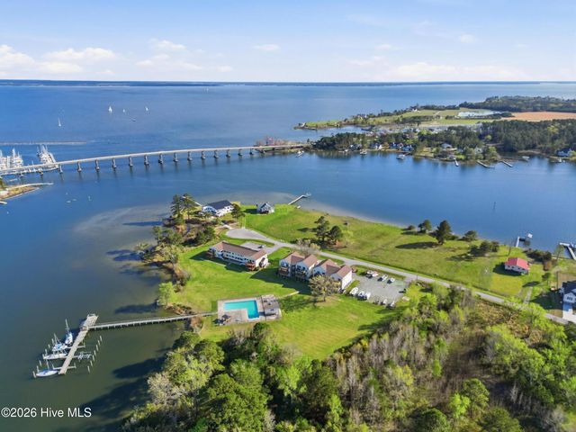 8052 Treasure Drive, Oriental, NC 28571