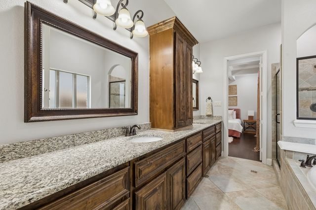 4921 Empire Way, Irving, TX 75038