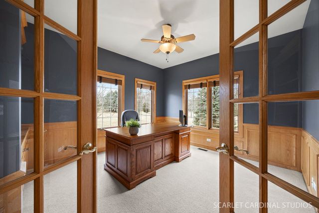 708 Stonehill Court, Sugar Grove, IL 60554