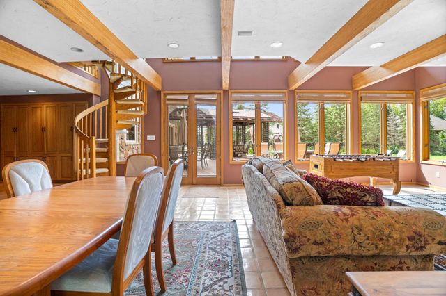 2150 Crestview Drive, Chanhassen, MN 55331