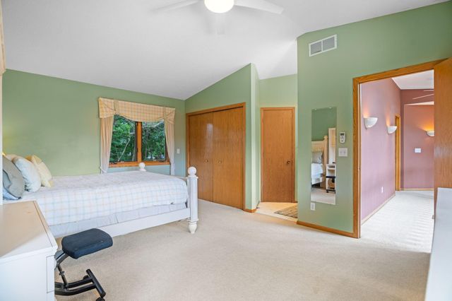 2150 Crestview Drive, Chanhassen, MN 55331
