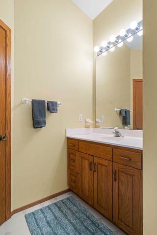 2150 Crestview Drive, Chanhassen, MN 55331