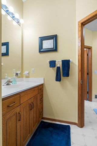2150 Crestview Drive, Chanhassen, MN 55331