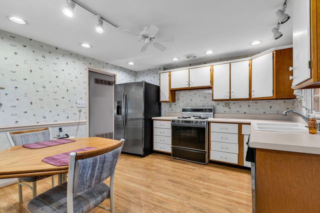 108 Eton Court, Columbus, OH 43230