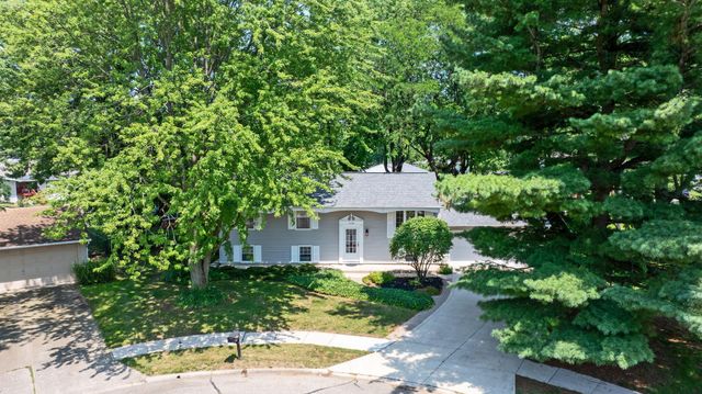 108 Eton Court, Columbus, OH 43230