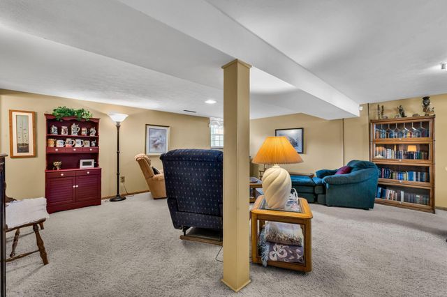 108 Eton Court, Columbus, OH 43230