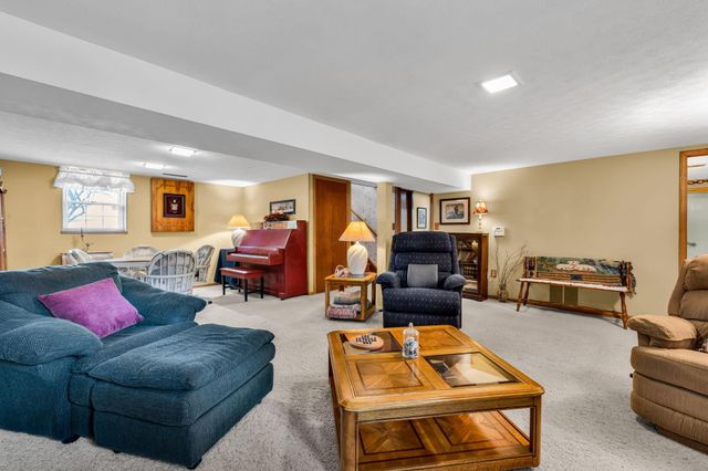 108 Eton Court, Columbus, OH 43230