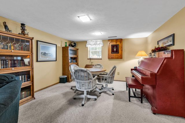 108 Eton Court, Columbus, OH 43230