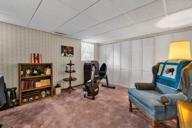 108 Eton Court, Columbus, OH 43230