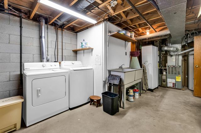 108 Eton Court, Columbus, OH 43230