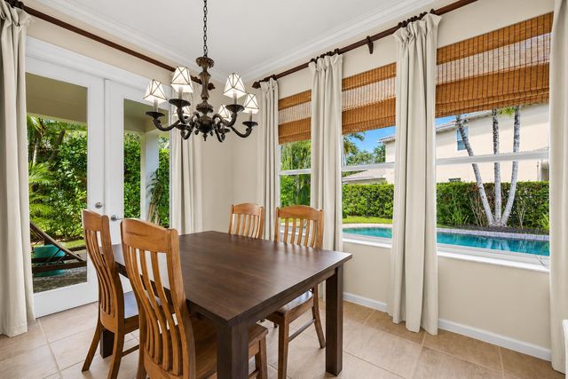 464 Oriole Lane, Jupiter, FL 33458