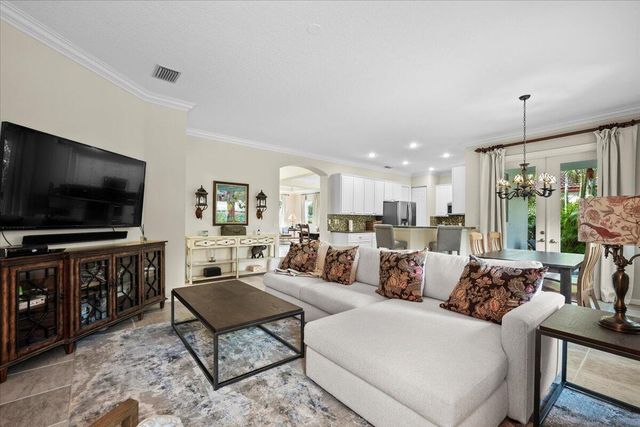 464 Oriole Lane, Jupiter, FL 33458