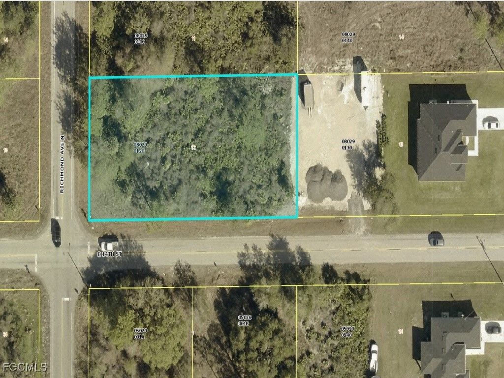 1400 Richmond AVE N, Lehigh Acres, FL 33972
