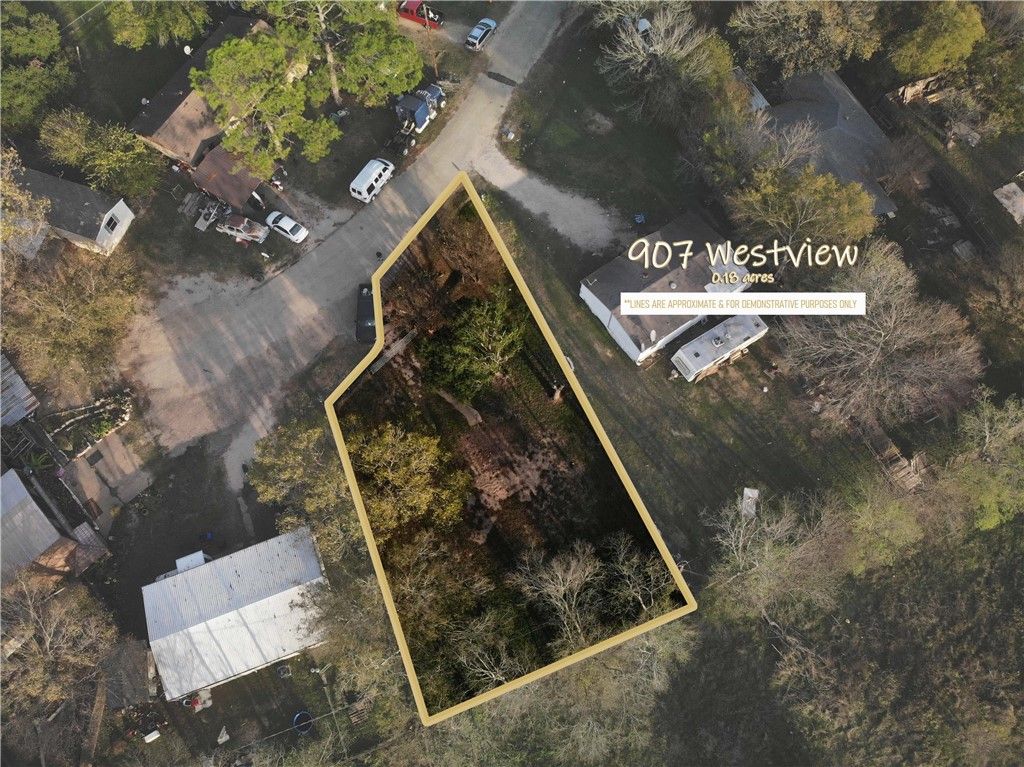 907 Westview, Caldwell, TX 77836 — photo 2