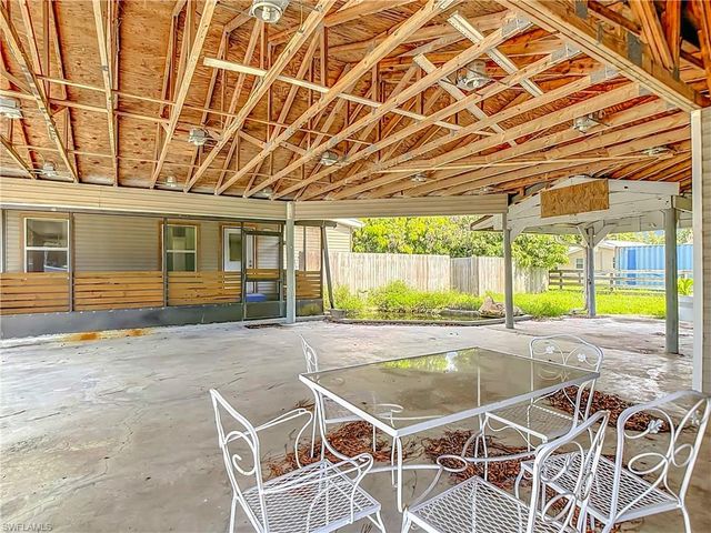 19330 Meredith RD, North Fort Myers, FL 33917