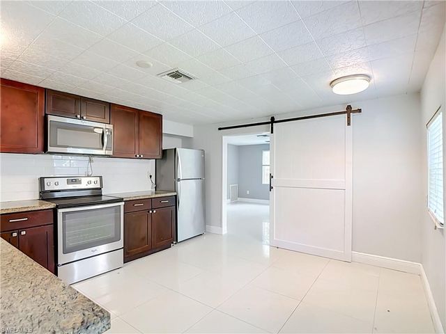 19330 Meredith RD, North Fort Myers, FL 33917