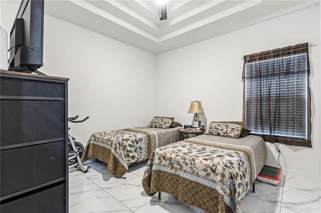 1007 Clarence Avenue, Edinburg, TX 78541