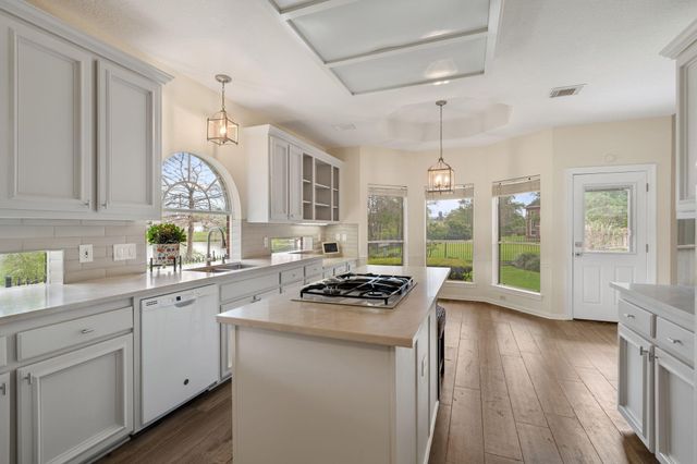 4614 Golden Pond Court, Sugar Land, TX 77479