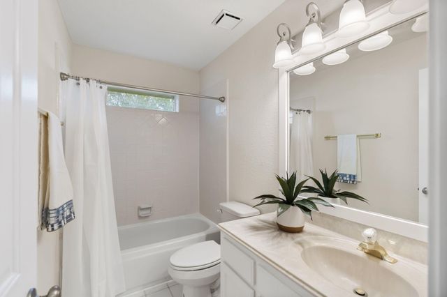 4614 Golden Pond Court, Sugar Land, TX 77479