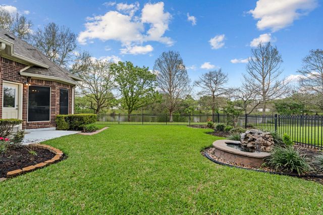 4614 Golden Pond Court, Sugar Land, TX 77479