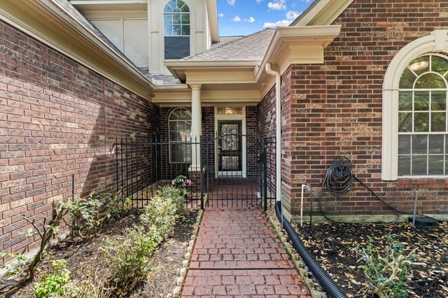 4614 Golden Pond Court, Sugar Land, TX 77479