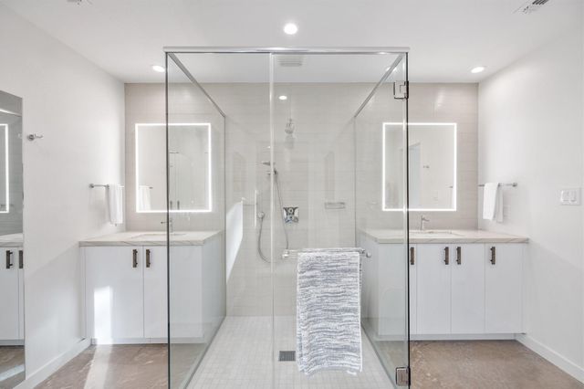 1585 Round Top Rd, Round Top, TX 78954