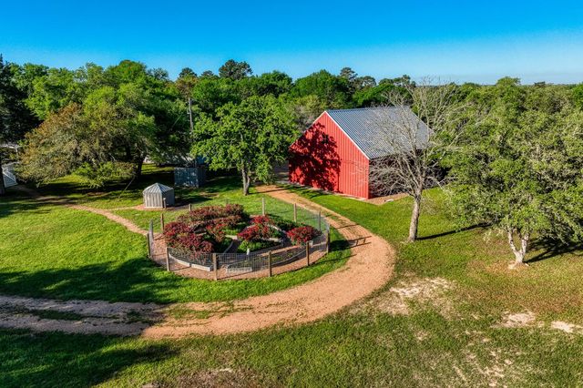 1585 Round Top Rd, Round Top, TX 78954