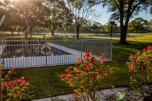 1585 Round Top Rd, Round Top, TX 78954