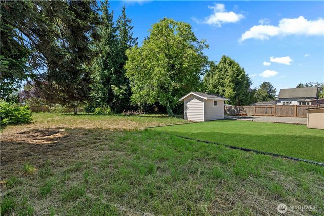1002 8th Street NE, Auburn, WA 98002