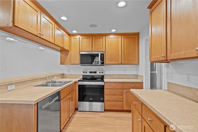 1002 8th Street NE, Auburn, WA 98002
