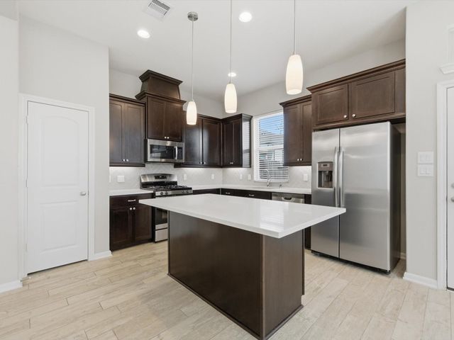 28043 Rocky Heights Drive, Spring, TX 77386