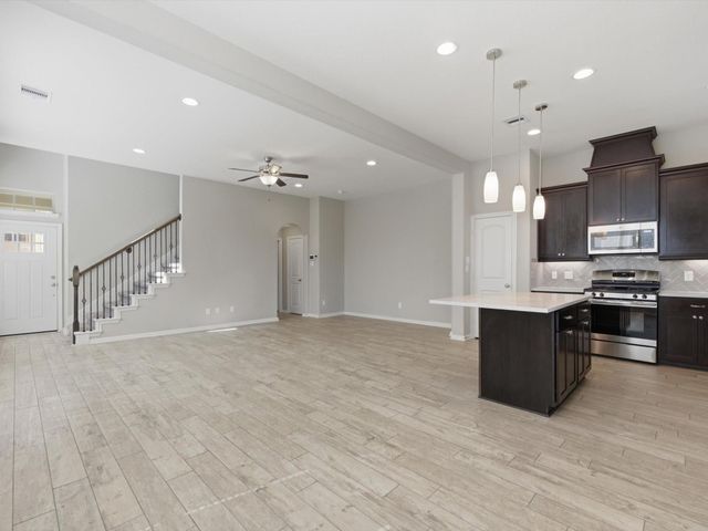 28043 Rocky Heights Drive, Spring, TX 77386