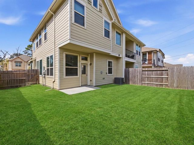 28043 Rocky Heights Drive, Spring, TX 77386