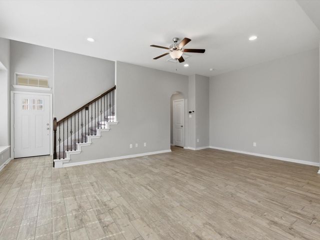 28043 Rocky Heights Drive, Spring, TX 77386