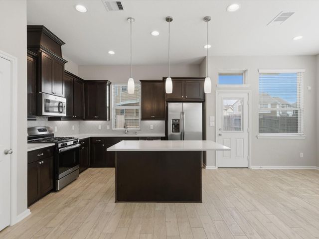 28043 Rocky Heights Drive, Spring, TX 77386