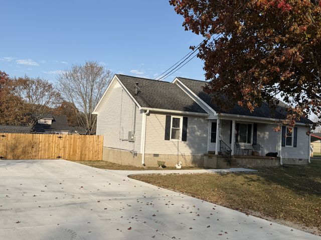 405 Edmonson Ave, Chapel Hill, TN 37034