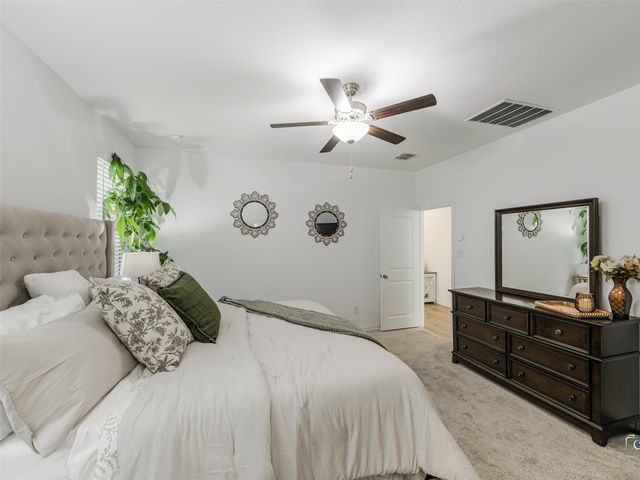 1613 Roadrunner Drive, Little Elm, TX 75068